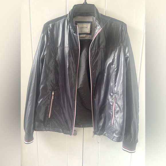 Geox Jacket in a Grey Shiny material.Size 12. - Picture 2 of 4